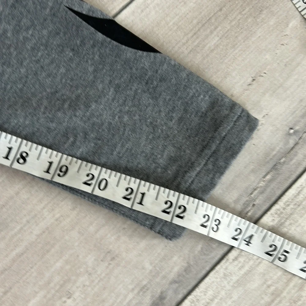 Nike size XS gray logo leggings